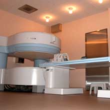 MRI(磁気共鳴断層撮影）